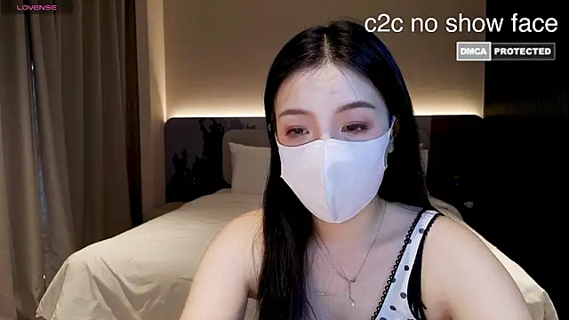 nayomi 34f online show from 05/15/26, 08:54