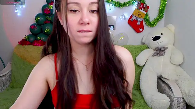 Snapshot of AlinaEleven chatting on 01/05/26, 10:57 AlinaEleven online show from 01/05/26, 10:57