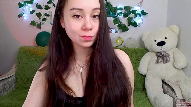 Snapshot of AlinaEleven chatting on 02/11/26, 11:32 AlinaEleven online show from 02/11/26, 11:32