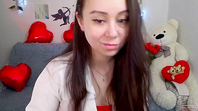 Snapshot of AlinaEleven chatting on 02/14/26, 10:39 AlinaEleven online show from 02/14/26, 10:39