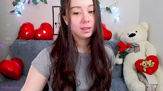 Snapshot of AlinaEleven chatting on 03/12/26, 10:05 AlinaEleven online show from 03/12/26, 10:05