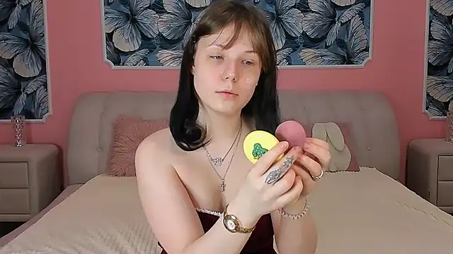 Snapshot of YONA_WINK chatting on 03/06/26, 09:00 YONA WINK online show from 03/06/26, 09:00