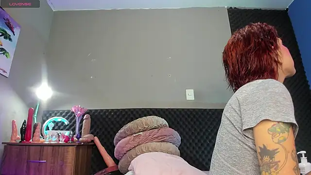 Snapshot of Shadia_Squirt chatting on 06/13/26, 07:23 Shadia Squirt online show from 06/13/26, 07:23