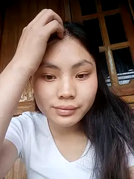 Snapshot of Hilary-123 chatting on 03/16/26, 01:33 Hilary-123 online show from 03/16/26, 01:33