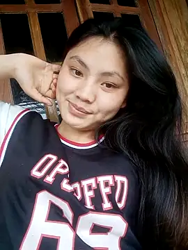 Snapshot of Hilary-123 chatting on 03/31/26, 12:45 Hilary-123 online show from 03/31/26, 12:45