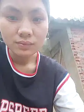 Snapshot of Hilary-123 chatting on 04/06/26, 01:25 Hilary-123 online show from 04/06/26, 01:25