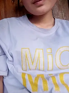 Snapshot of Hilary-123 chatting on 04/09/26, 11:04 Hilary-123 online show from 04/09/26, 11:04