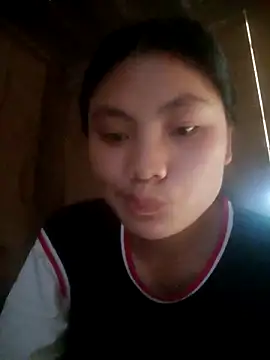 Snapshot of Hilary-123 chatting on 04/17/26, 01:08 Hilary-123 online show from 04/17/26, 01:08