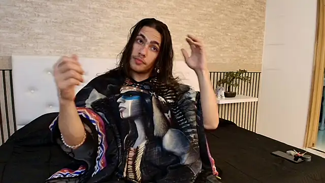 PatrickS25 online show from 12/19/25, 03:57