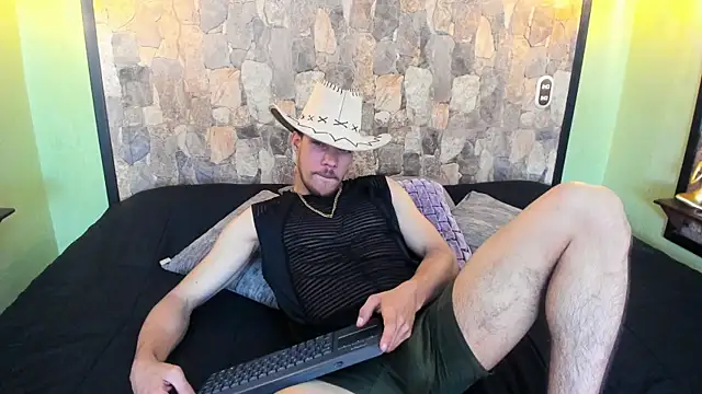 PatrickS25 online show from 02/12/26, 04:07