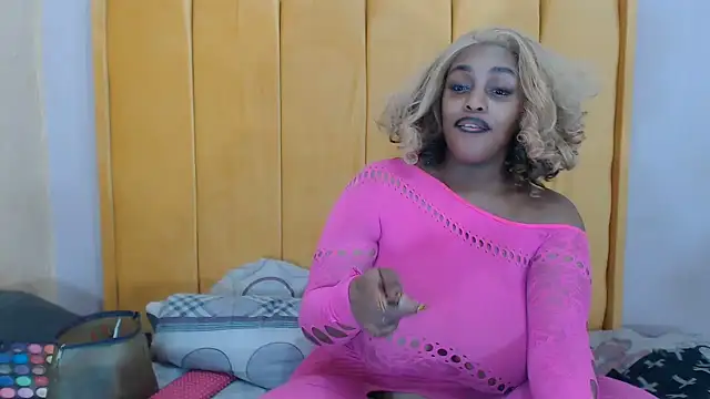 Snapshot of SexyHarleyBlack chatting on 06/20/26, 06:00 SexyHarleyBlack online show from 06/20/26, 06:00