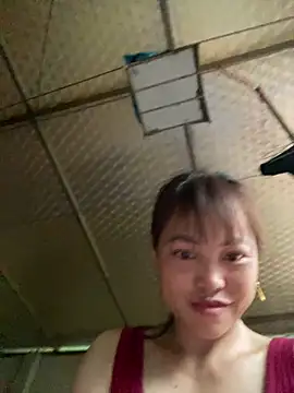 Snapshot of Lilik2 chatting on 03/28/26, 11:37 Lilik2 online show from 03/28/26, 11:37