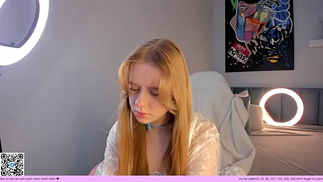 Snapshot of Victori_Fox chatting on 05/04/26, 12:06 Victori Fox online show from 05/04/26, 12:06