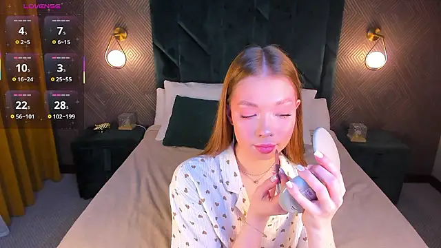 Tessa Sunn online show from 01/12/26, 01:11