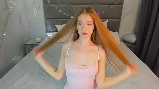 Snapshot of Tessa_Sunn chatting on 04/11/26, 11:42 Tessa Sunn online show from 04/11/26, 11:42