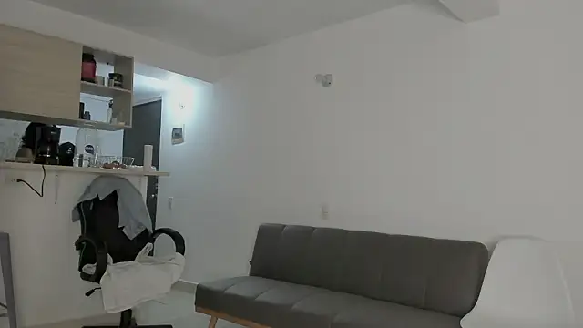 Snapshot of IrisFit chatting on 02/08/26, 01:03 IrisFit online show from 02/08/26, 01:03