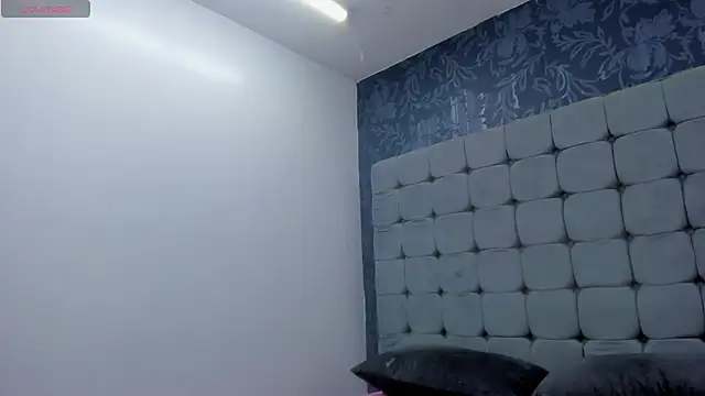 Snapshot of Messy_Karol_ chatting on 03/10/26, 03:06 Messy Karol online show from 03/10/26, 03:06