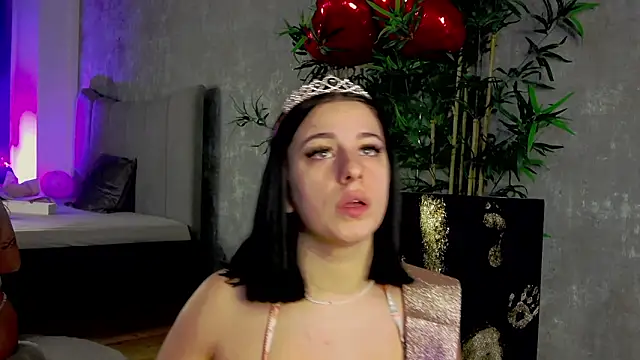 LucyRayy online show from 03/03/26, 08:26