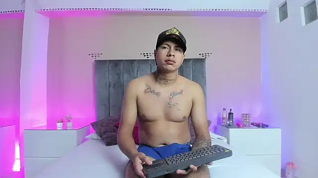 Snapshot of kaylaa_sex chatting on 02/12/26, 12:55 kaylaa sex online show from 02/12/26, 12:55