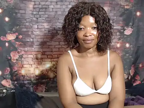 Snapshot of Bootyylicious chatting on 12/02/25, 06:52 Bootyylicious online show from 12/02/25, 06:52