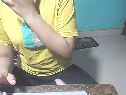 Snapshot of Bengal-princess chatting on 12/16/25, 02:05 Bengal-princess online show from 12/16/25, 02:05