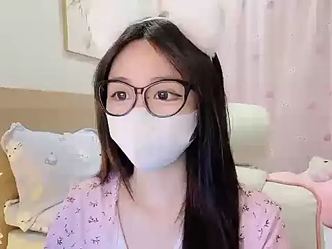 Yuyu-baobei online show from 12/21/25, 09:22