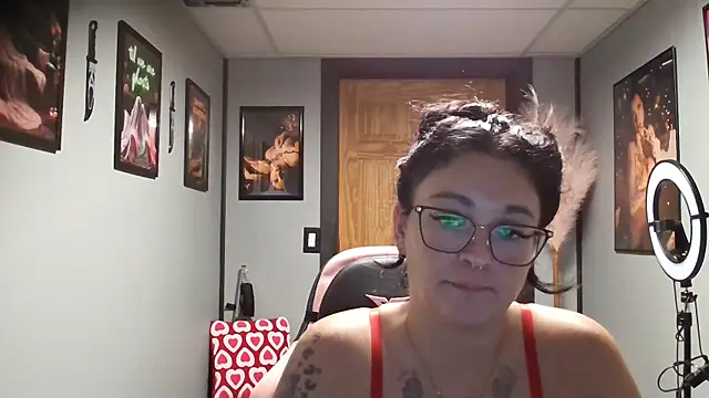 Snapshot of Natalia5Nash chatting on 02/18/26, 02:57 Natalia5Nash online show from 02/18/26, 02:57