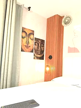 Snapshot of Miss_dare chatting on 03/18/26, 10:18 Miss dare online show from 03/18/26, 10:18