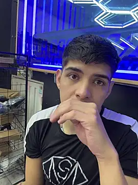 Johan stick online show from 12/05/25, 05:09