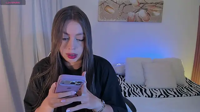Snapshot of saracavali chatting on 05/29/26, 07:34 saracavali online show from 05/29/26, 07:34
