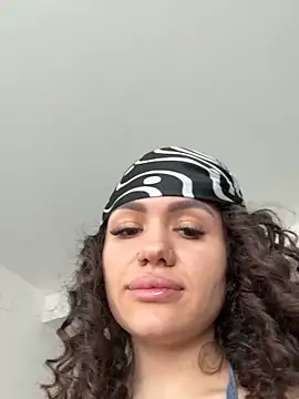 SiennaLuxexx online show from 03/09/26, 01:15