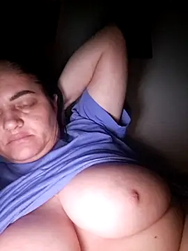 Snapshot of gini92 chatting on 02/24/26, 12:19 gini92 online show from 02/24/26, 12:19