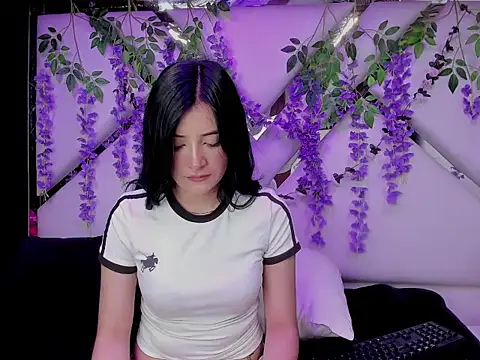 liinzy rouse69 online show from 01/14/26, 02:55