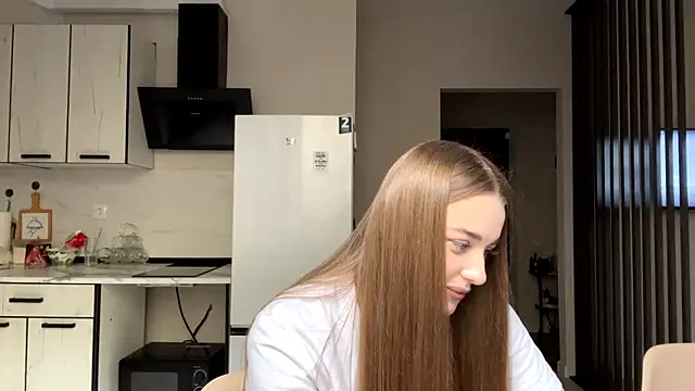 Snapshot of Adelle_Love chatting on 12/02/25, 09:25 Adelle Love online show from 12/02/25, 09:25