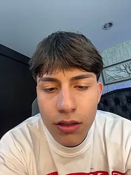 Lander Cruz online show from 02/19/26, 08:27