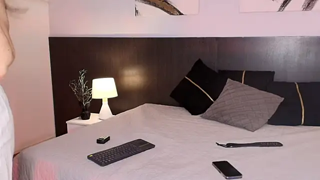 ViennaMilf online show from 12/05/25, 11:19