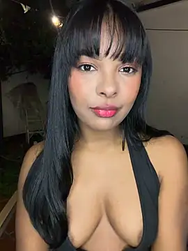 Snapshot of MIAROGGERSS chatting on 03/05/26, 03:13 MIAROGGERSS online show from 03/05/26, 03:13