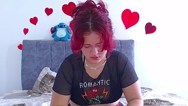 hottie couplee online show from 07/01/26, 10:42