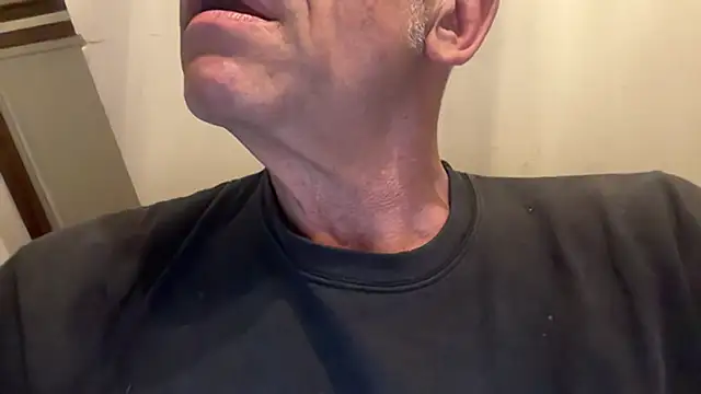 Snapshot of CBT-Sounding chatting on 03/05/26, 08:38 CBT-Sounding online show from 03/05/26, 08:38