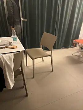 Snapshot of andresbale chatting on 12/05/25, 02:09 andresbale online show from 12/05/25, 02:09