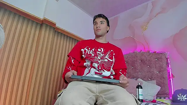 jack  baby  online show from 12/17/25, 03:01