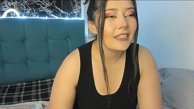 Snapshot of x_Adeline_ chatting on 03/23/26, 06:34 x Adeline online show from 03/23/26, 06:34