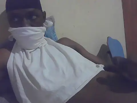 Snapshot of ElsonDicks2 chatting on 12/03/25, 01:24 ElsonDicks2 online show from 12/03/25, 01:24