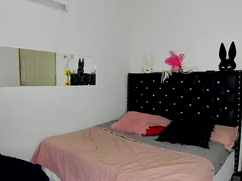 Snapshot of BlakeNoir_ chatting on 03/21/26, 08:19 BlakeNoir online show from 03/21/26, 08:19