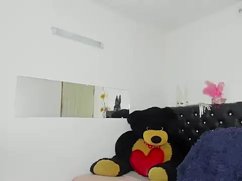 Snapshot of BlakeNoir_ chatting on 04/11/26, 03:22 BlakeNoir online show from 04/11/26, 03:22