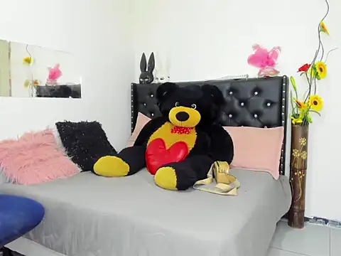 Snapshot of BlakeNoir_ chatting on 04/13/26, 12:49 BlakeNoir online show from 04/13/26, 12:49