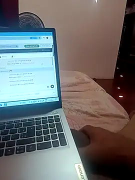 Snapshot of realsbar chatting on 12/02/25, 02:23 realsbar online show from 12/02/25, 02:23