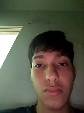 Snapshot of Prrrriprraa chatting on 12/02/25, 08:19 Prrrriprraa online show from 12/02/25, 08:19