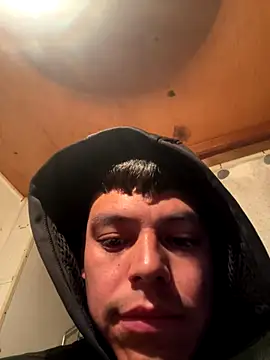 Snapshot of Imnotabatman45 chatting on 12/04/25, 12:36 Imnotabatman45 online show from 12/04/25, 12:36