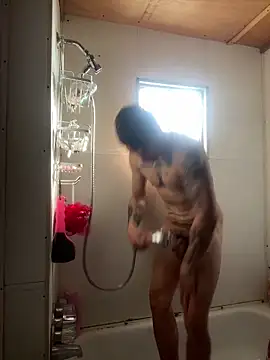 Snapshot of Imnotabatman45 chatting on 04/18/26, 11:38 Imnotabatman45 online show from 04/18/26, 11:38